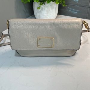 Marc Jacobs light tan crossbody